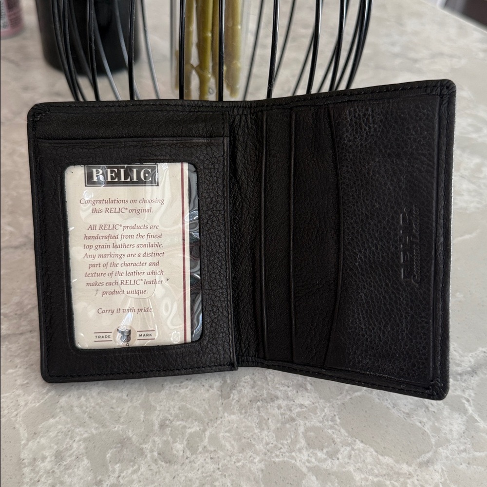 Relic classic leather men’s wallet - Picture 2 of 4